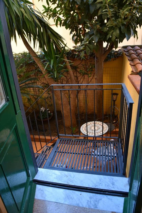 Ripa Garden Room And Suite Salerno Eksteriør billede