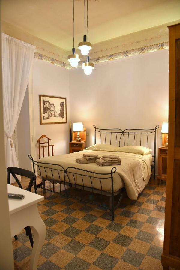 Ripa Garden Room And Suite Salerno Eksteriør billede
